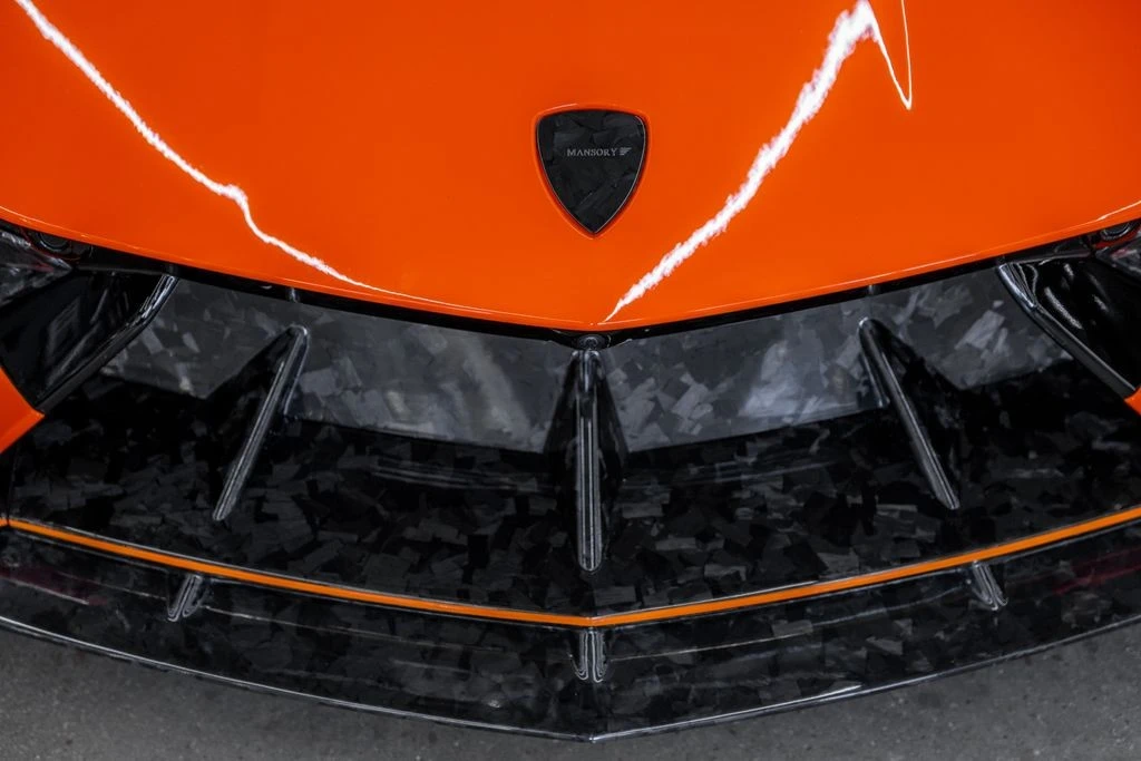 2024 Lamborghini Revuelto - Image 29 of 31
