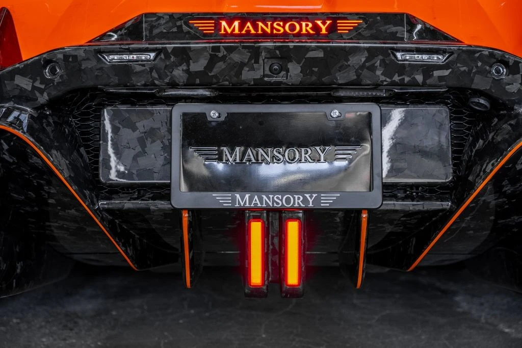 2024 Lamborghini Revuelto - Image 21 of 31