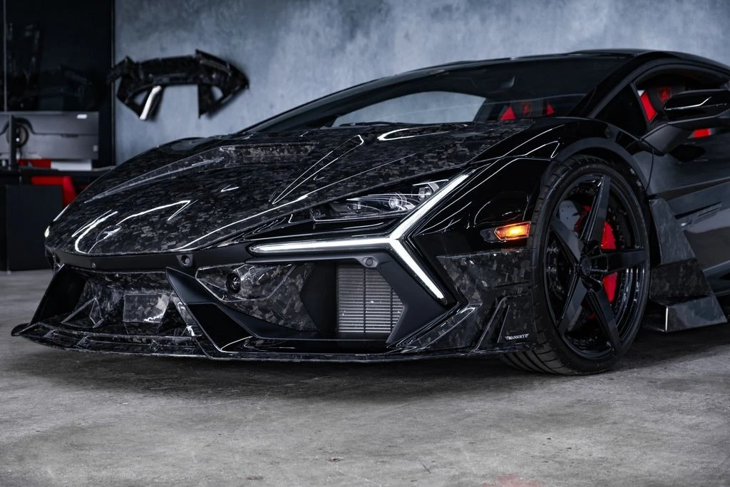 2024 Lamborghini Revuelto - Image 5 of 31