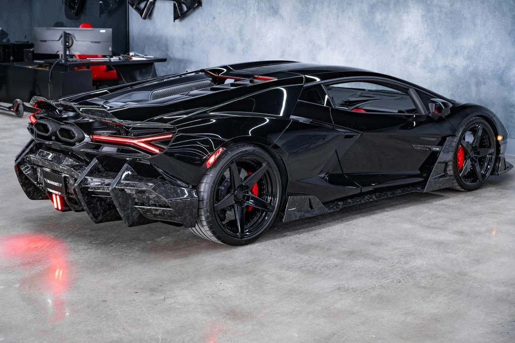 2024 Lamborghini Revuelto - Image 22 of 31