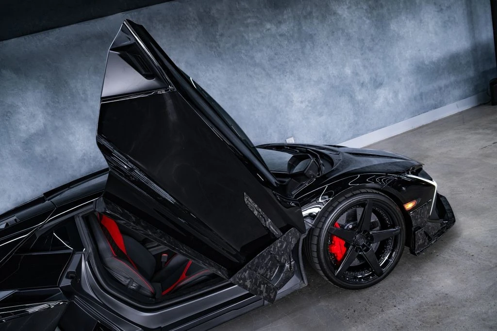 2024 Lamborghini Revuelto - Image 7 of 31