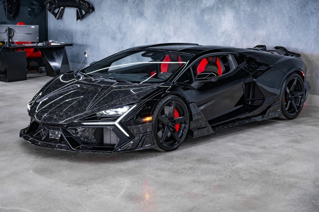 2024 Lamborghini Revuelto - Image 25 of 31