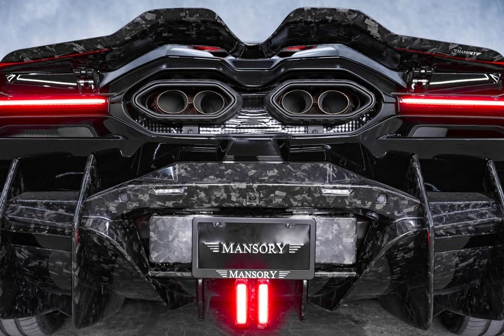 2024 Lamborghini Revuelto - Image 17 of 31