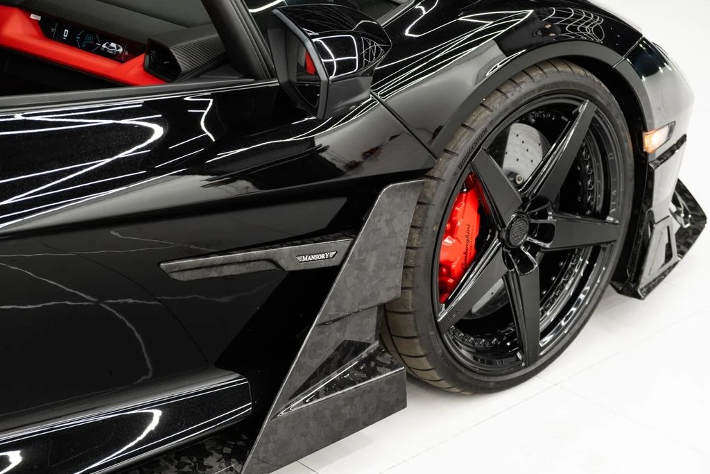 2024 Lamborghini Revuelto - Image 16 of 21
