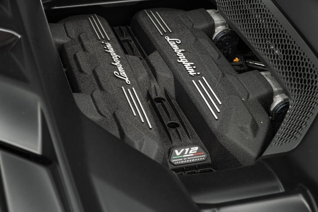 2024 Lamborghini Revuelto - Image 21 of 21