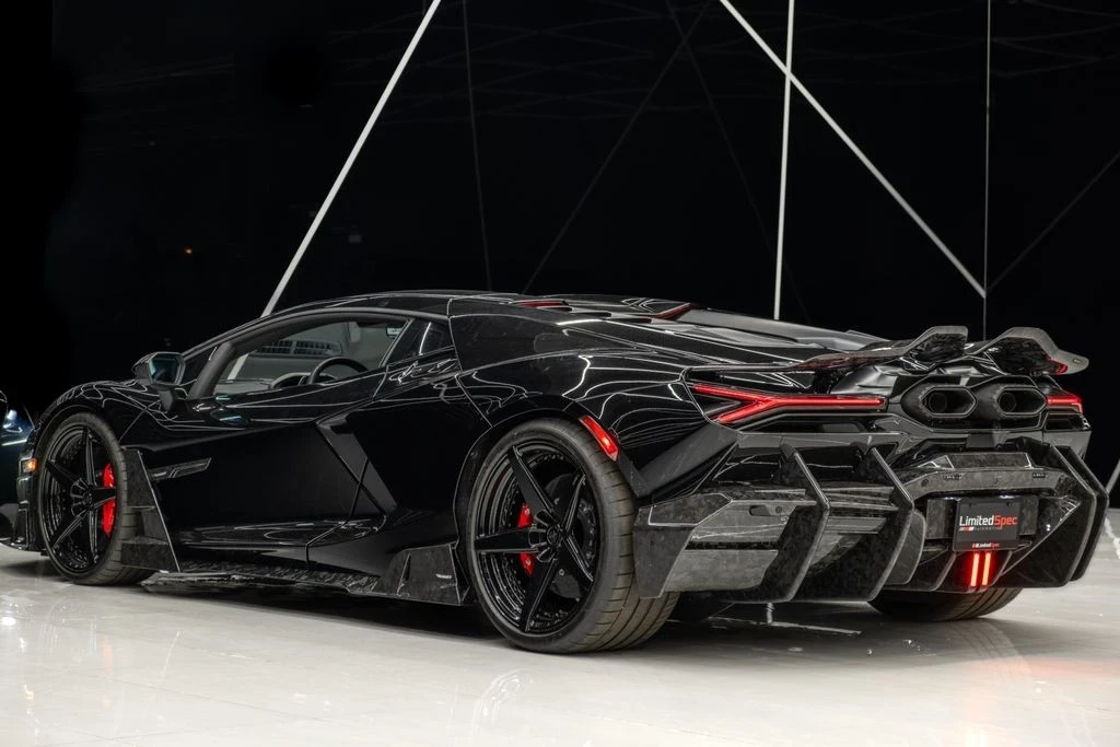 2024 Lamborghini Revuelto - Image 17 of 21