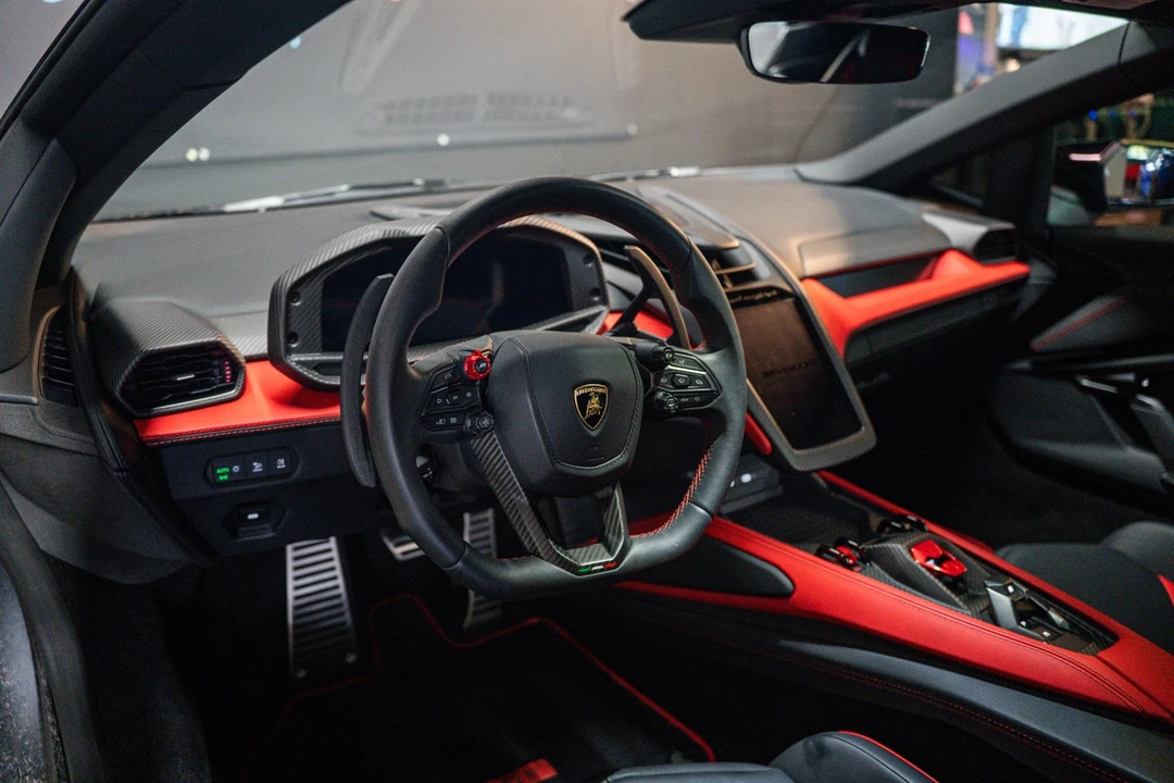 2024 Lamborghini Revuelto - Image 8 of 25