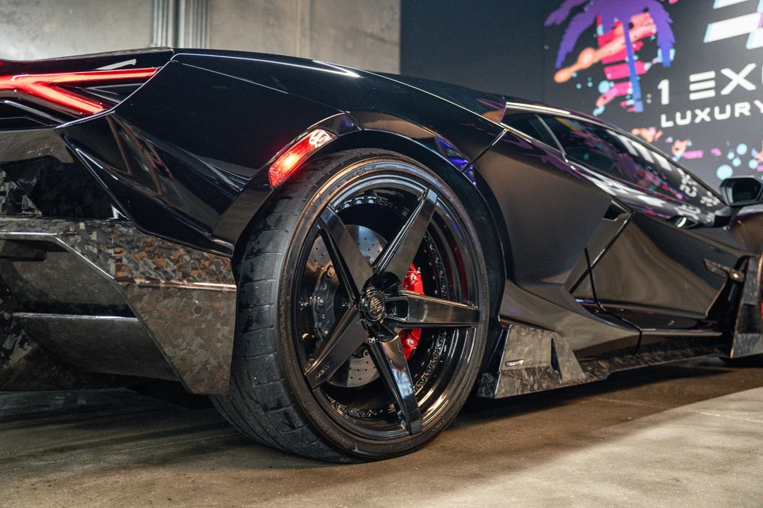 2024 Lamborghini Revuelto - Image 20 of 25