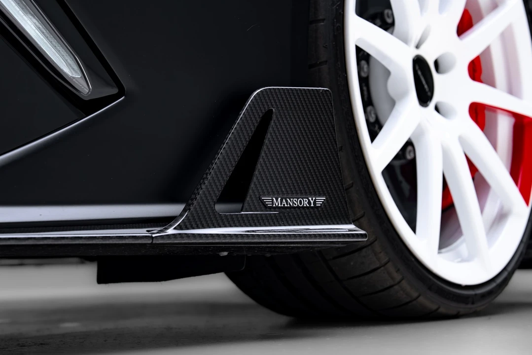 2024 Lamborghini Revuelto - Image 26 of 31