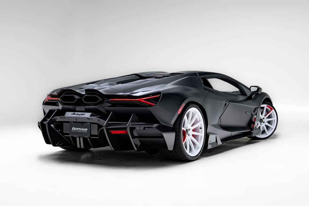 2024 Lamborghini Revuelto - Image 4 of 31
