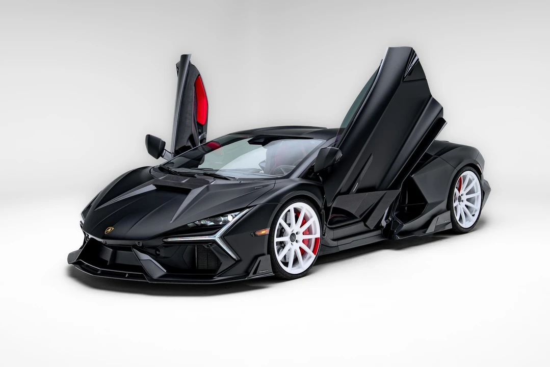 2024 Lamborghini Revuelto - Image 6 of 31