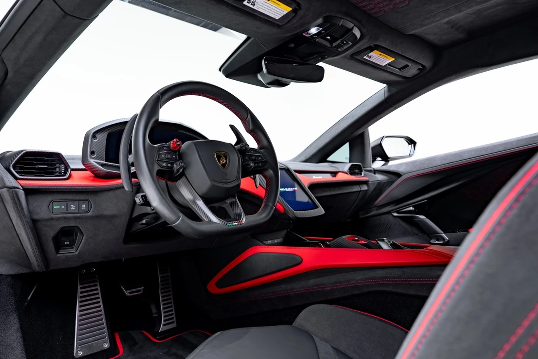 2024 Lamborghini Revuelto - Image 2 of 31