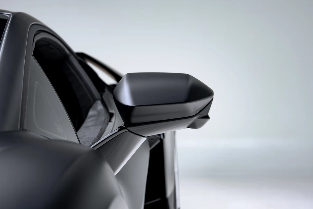 2024 Lamborghini Revuelto - Image 28 of 31