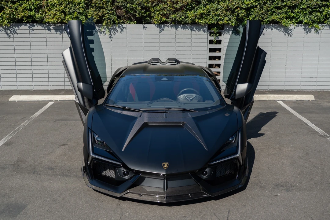 2024 Lamborghini Revuelto - Image 3 of 21