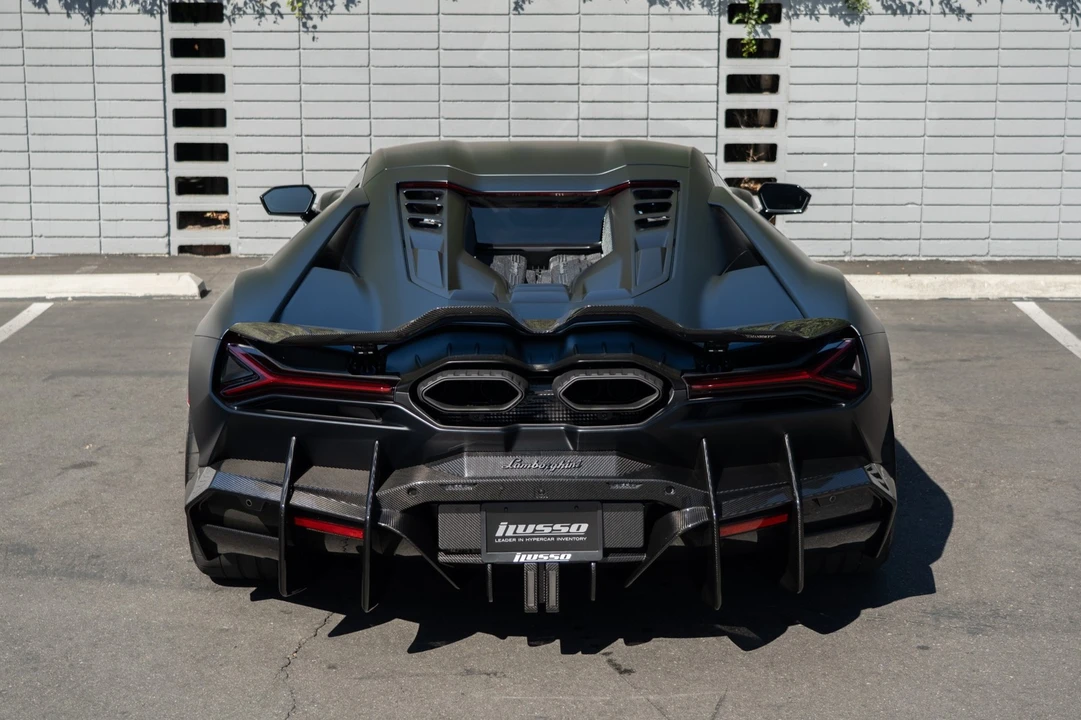 2024 Lamborghini Revuelto - Image 4 of 21