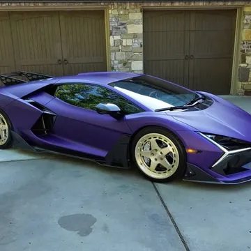 2024 Lamborghini Revuelto