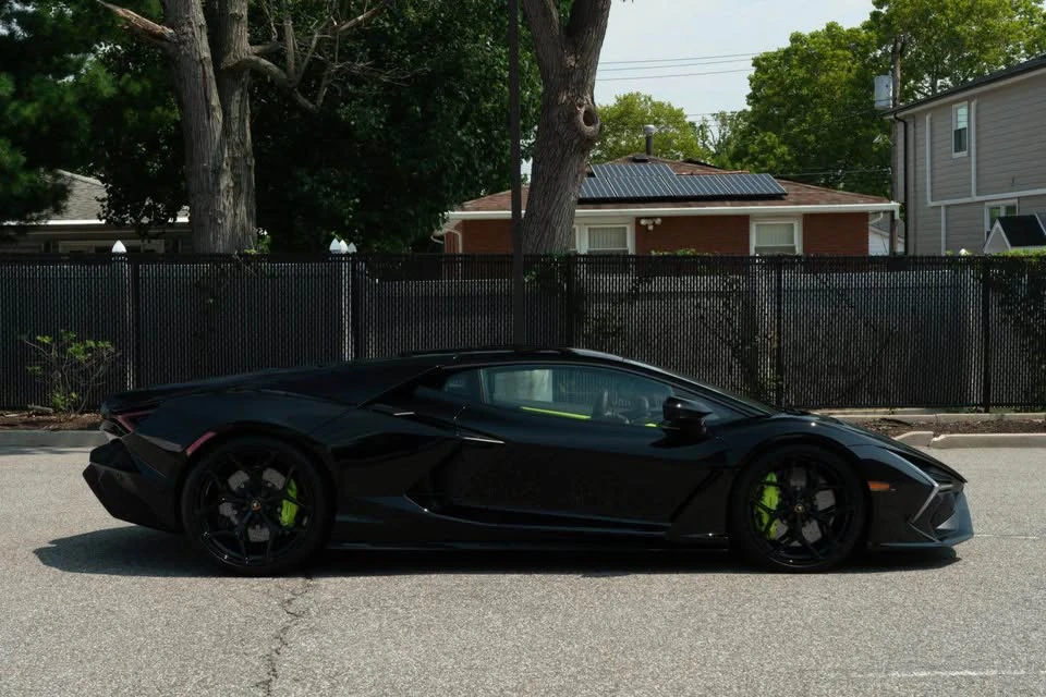 2024 Lamborghini Revuelto - Image 5 of 16