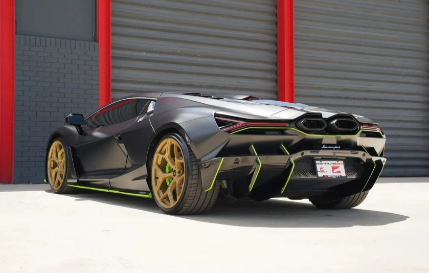 2024 Lamborghini Revuelto - Image 7 of 10