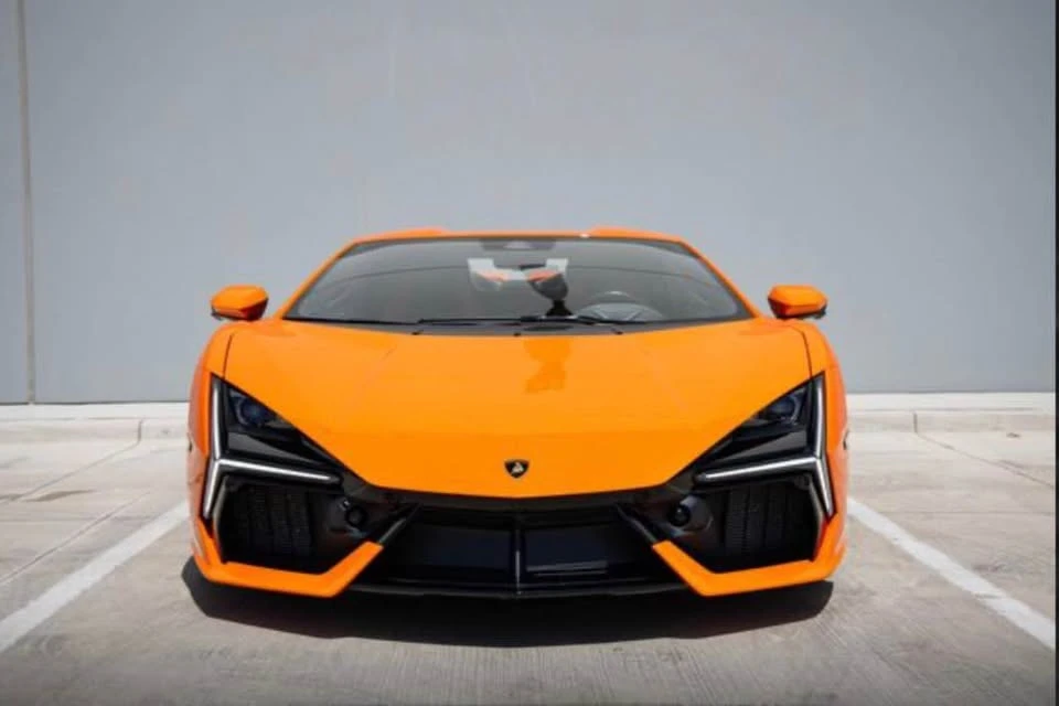 2024 Lamborghini Revuelto - Image 10 of 19