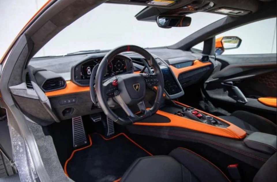 2024 Lamborghini Revuelto - Image 5 of 19