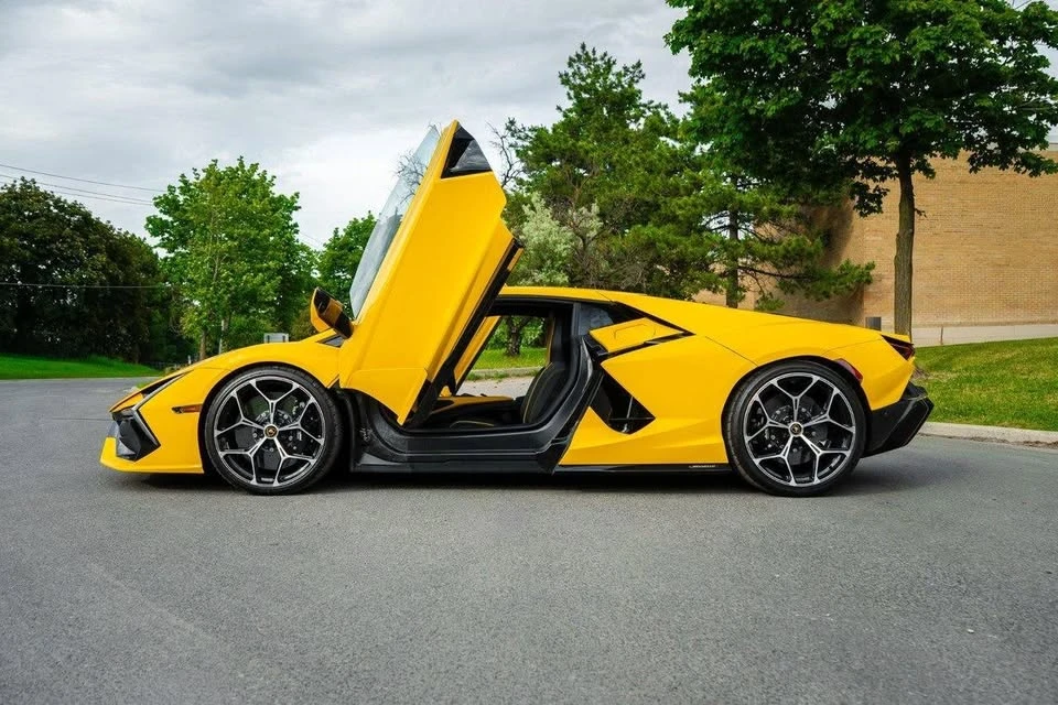 2024 Lamborghini Revuelto - Image 3 of 19
