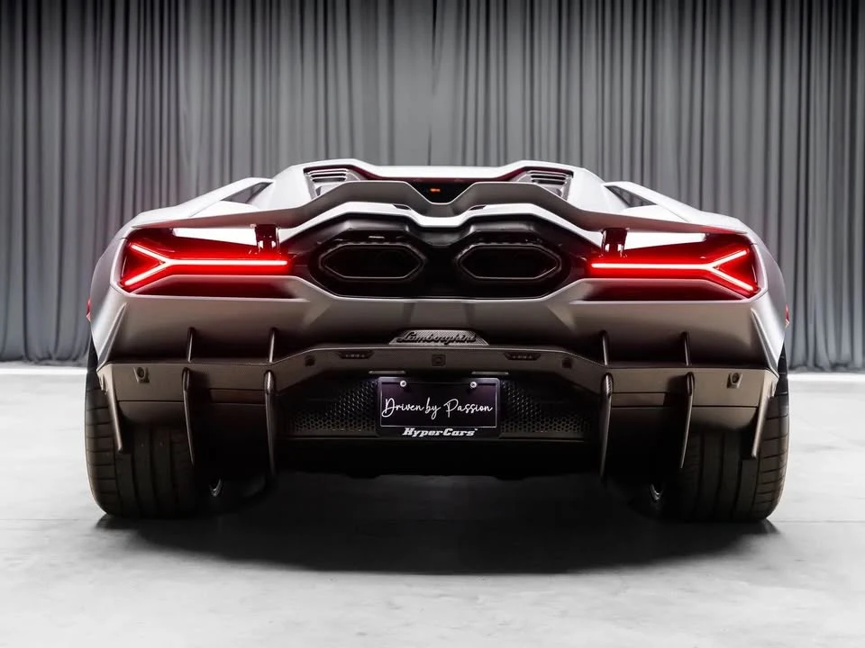2024 Lamborghini Revuelto - Image 18 of 20