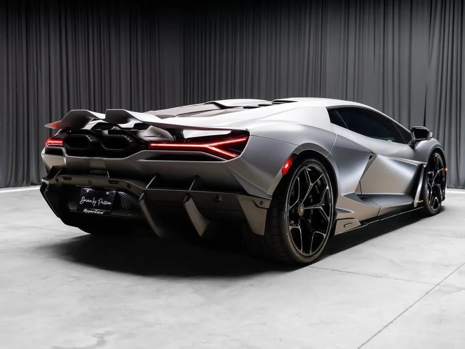 2024 Lamborghini Revuelto - Image 17 of 20