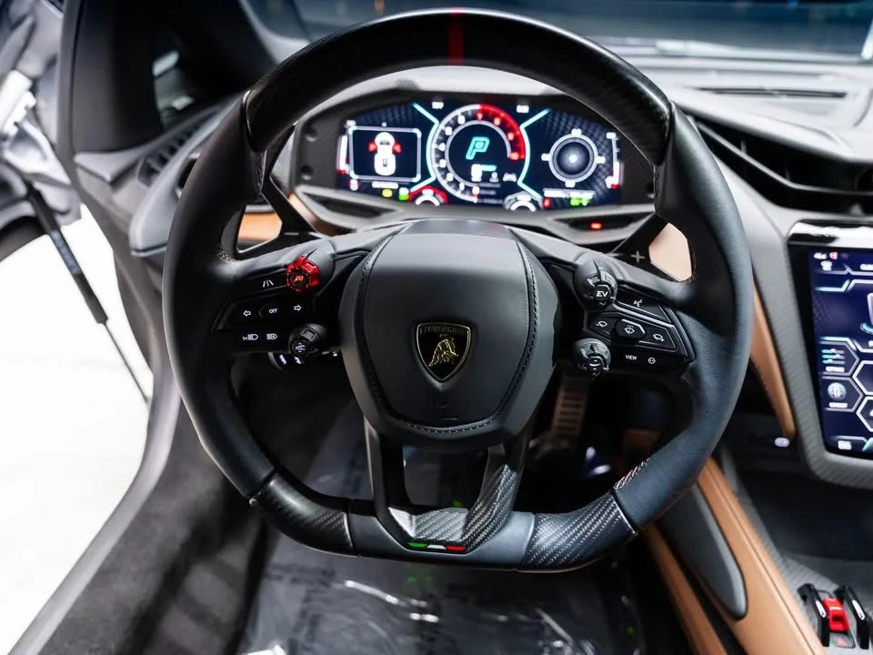 2024 Lamborghini Revuelto - Image 13 of 20
