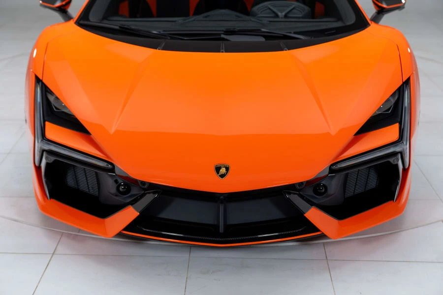 2024 Lamborghini Revuelto - Image 18 of 31