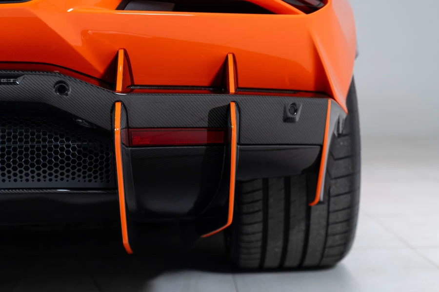 2024 Lamborghini Revuelto - Image 29 of 31
