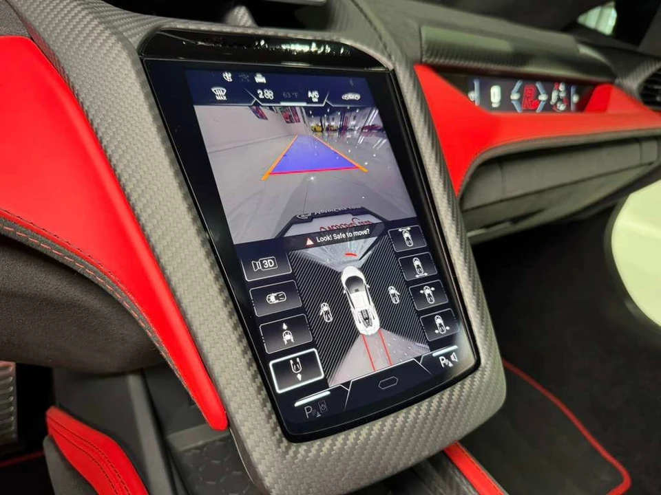 2024 Lamborghini Revuelto - Image 27 of 31