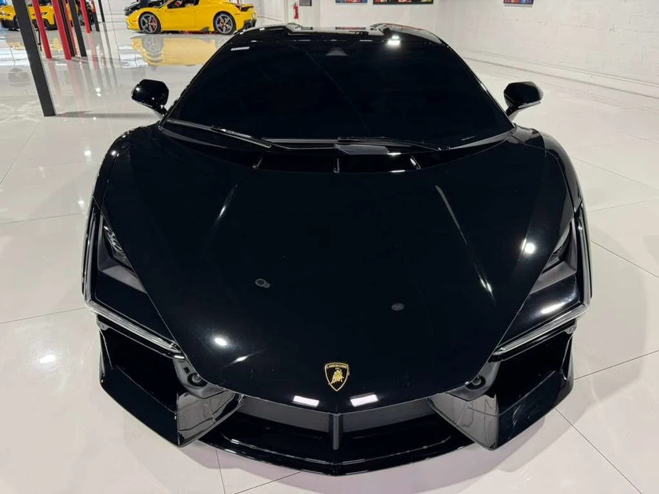 2024 Lamborghini Revuelto - Image 2 of 31