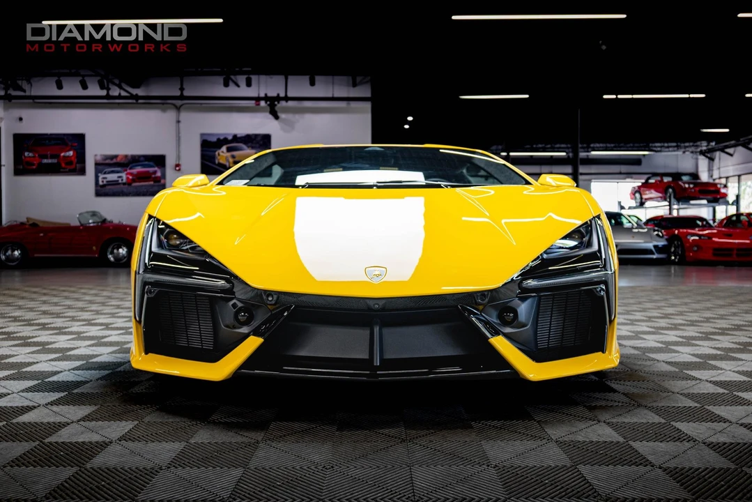 2024 Lamborghini Revuelto - Image 12 of 15