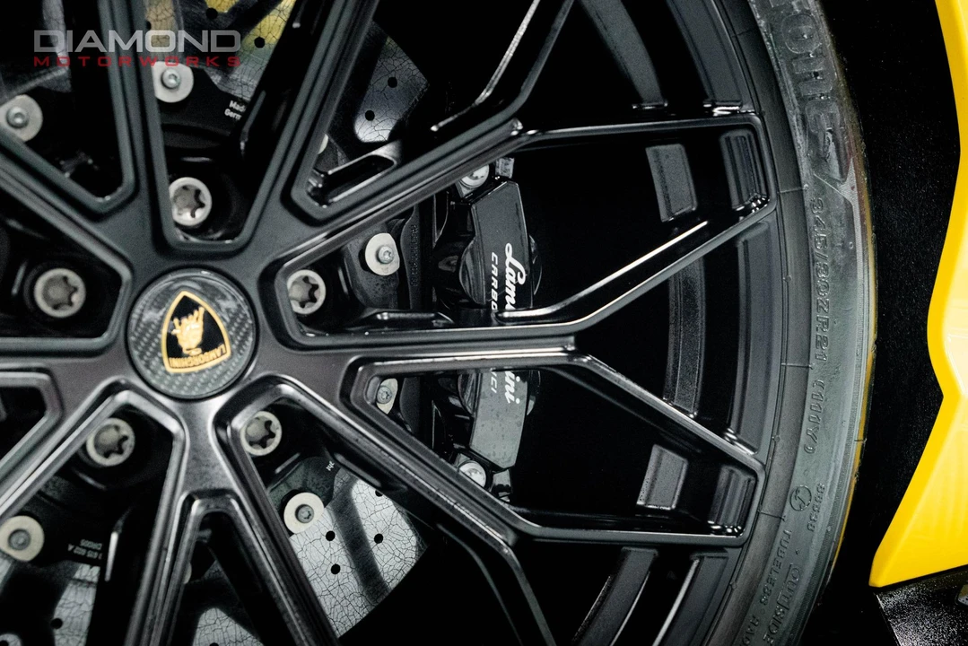 2024 Lamborghini Revuelto - Image 3 of 15