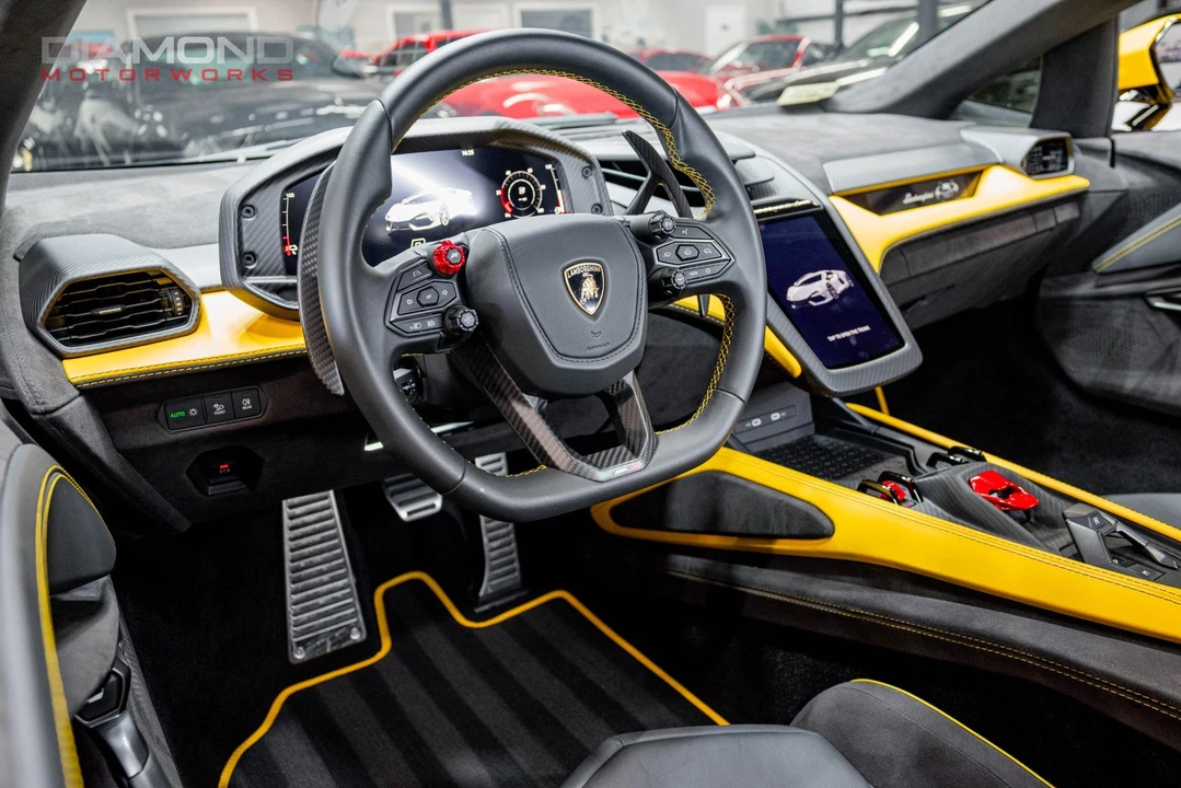 2024 Lamborghini Revuelto - Image 6 of 15