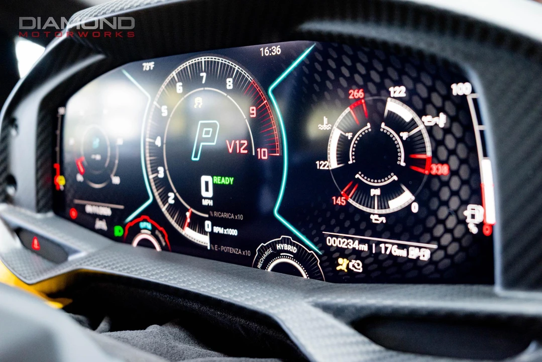 2024 Lamborghini Revuelto - Image 8 of 15