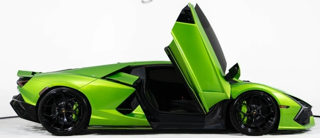 2024 Lamborghini Revuelto - Image 5 of 8