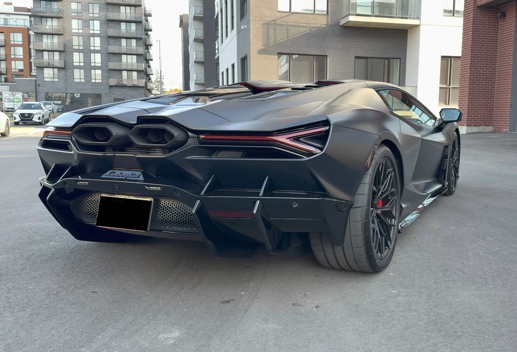 2024 Lamborghini Revuelto - Image 20 of 31