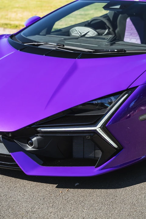 2024 Lamborghini Revuelto - Image 17 of 31