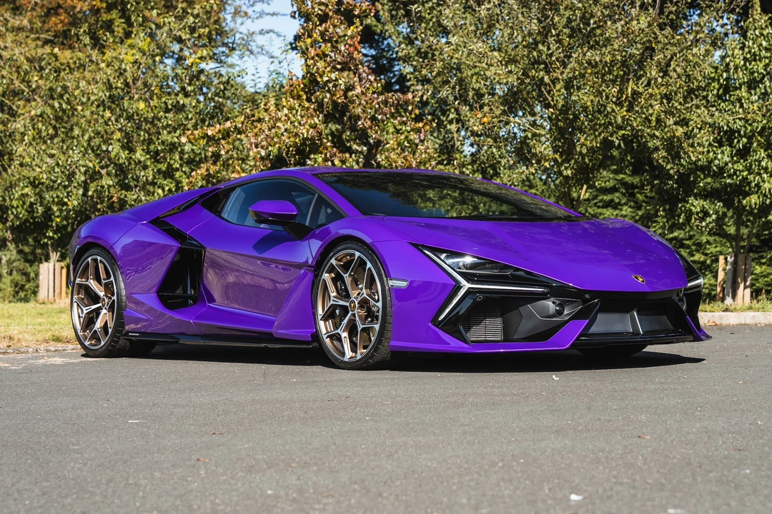 2024 Lamborghini Revuelto - Image 23 of 31
