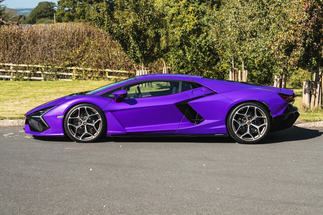 2024 Lamborghini Revuelto - Image 29 of 31