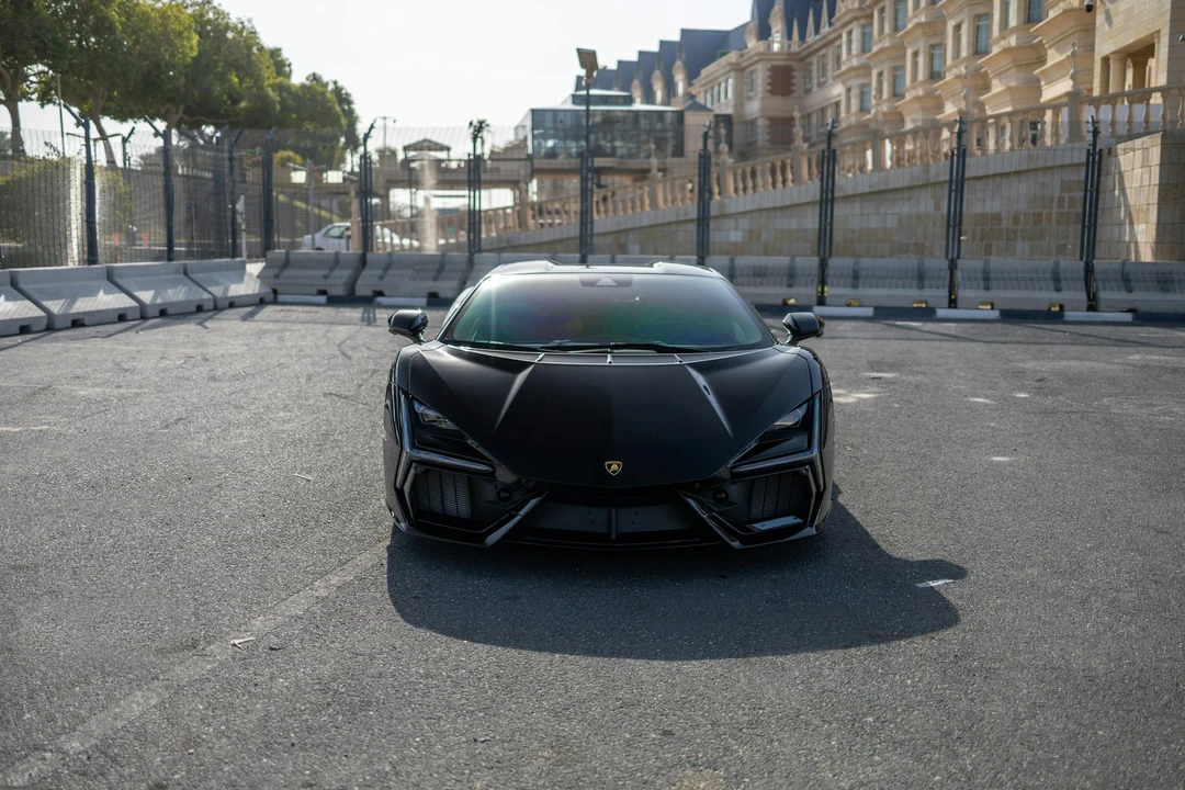 2024 Lamborghini Revuelto - Image 17 of 21