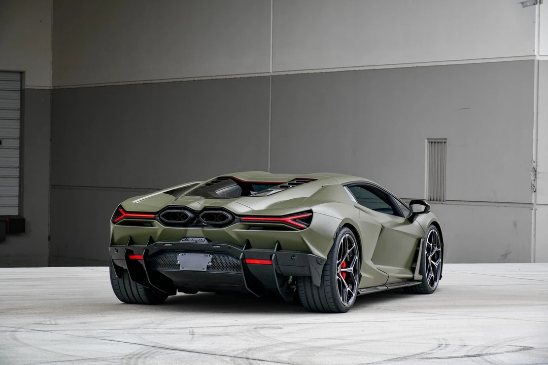 2024 Lamborghini Revuelto - Image 6 of 31