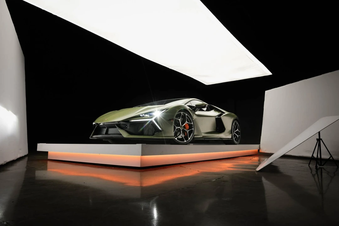 2024 Lamborghini Revuelto - Image 26 of 31