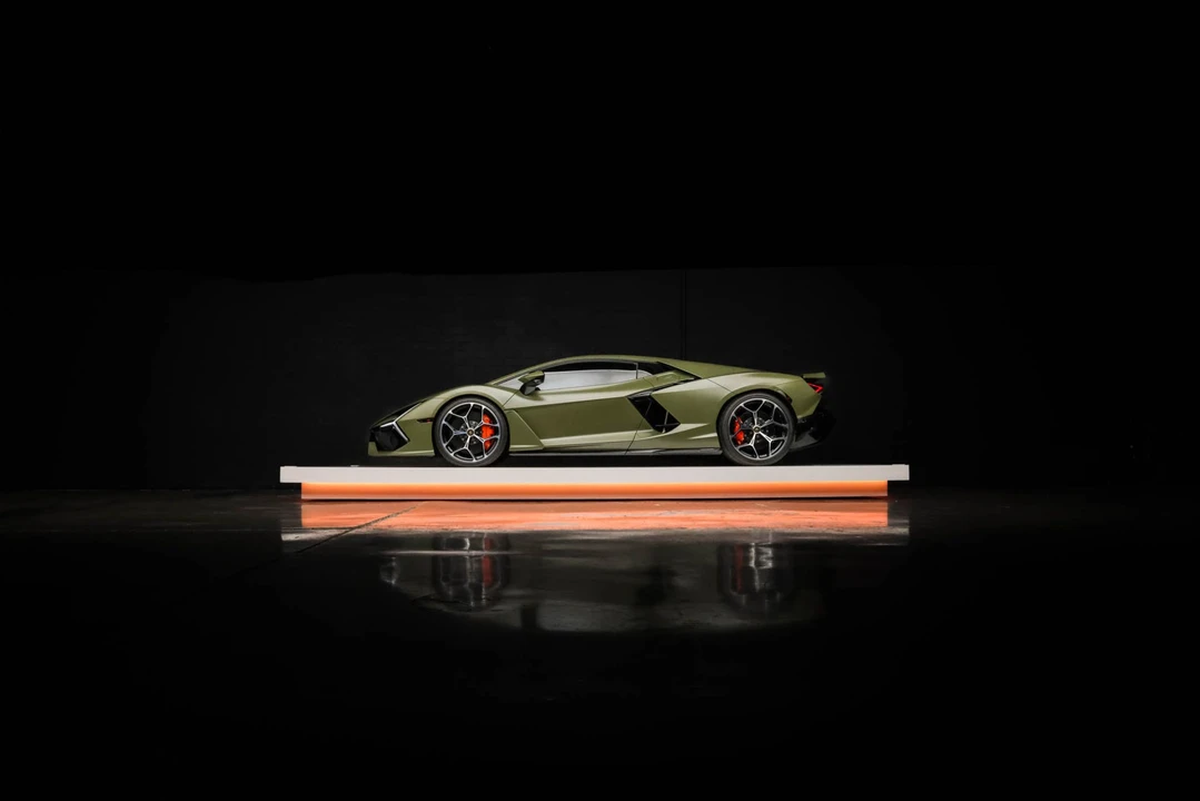 2024 Lamborghini Revuelto - Image 29 of 31