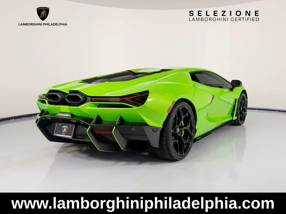 2024 Lamborghini Revuelto - Image 5 of 31