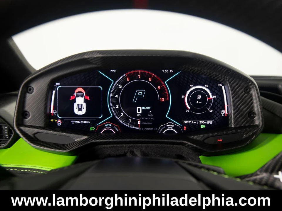 2024 Lamborghini Revuelto - Image 15 of 31