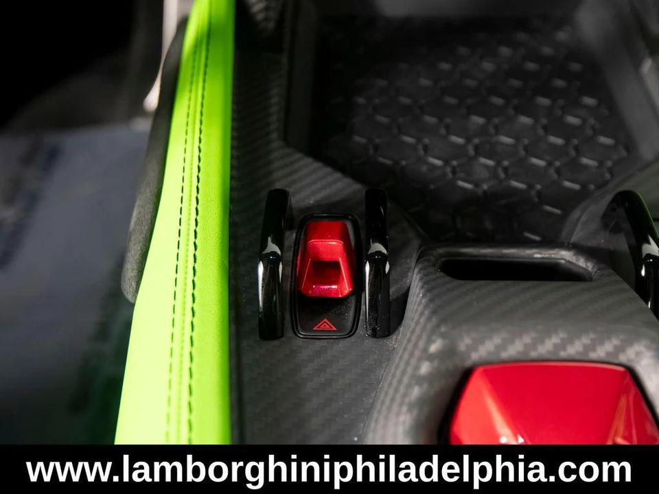 2024 Lamborghini Revuelto - Image 21 of 31