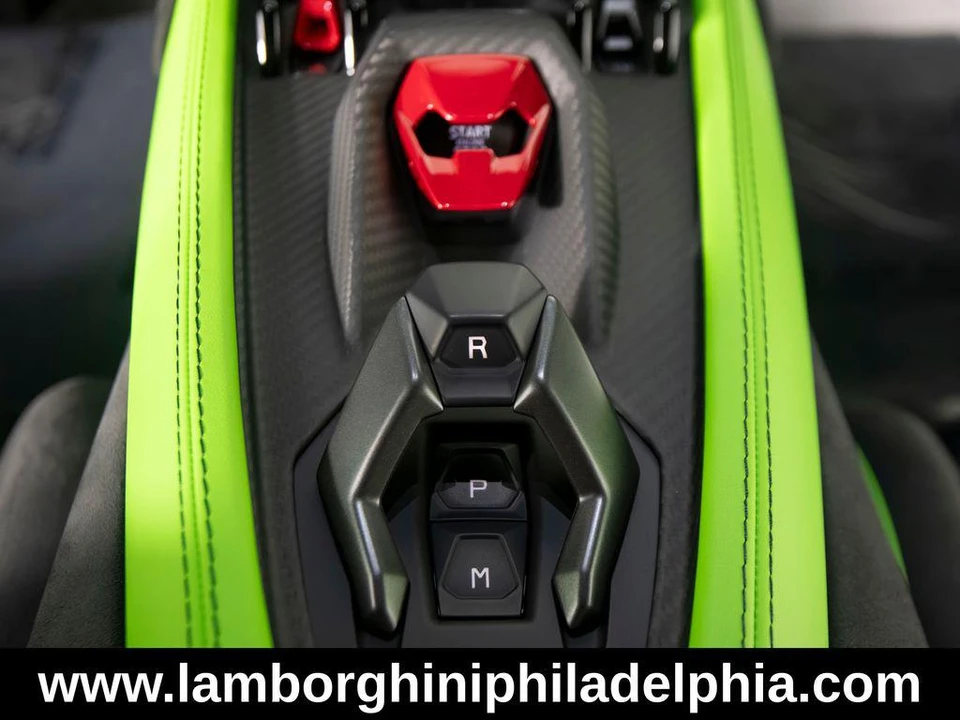2024 Lamborghini Revuelto - Image 23 of 31