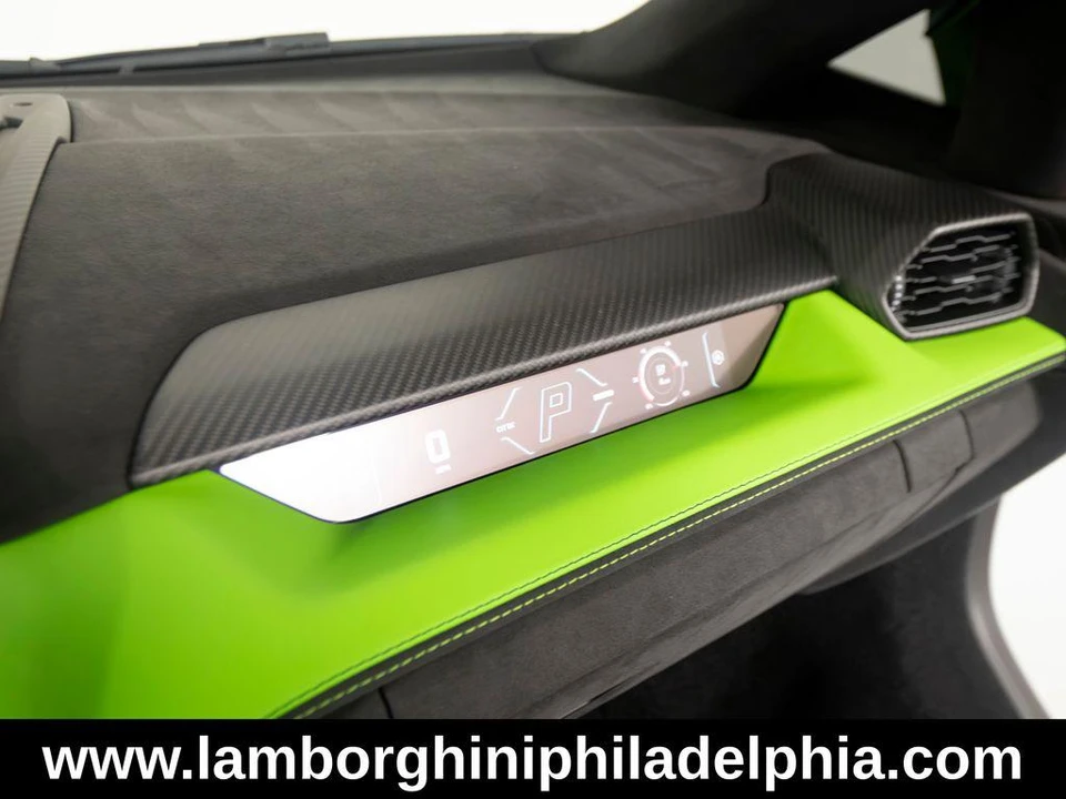 2024 Lamborghini Revuelto - Image 24 of 31